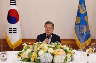 Moon Expects to Communicate on Post-presidential Life via Twitter
