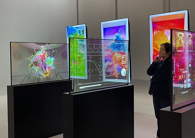 NFT Artwork on LG Display’s Transparent OLED Screen Auctioned Off for US$6.2 mln