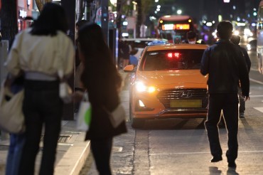 Gov’t Unveils Follow-up Measures to Ease Nighttime Taxi Shortage