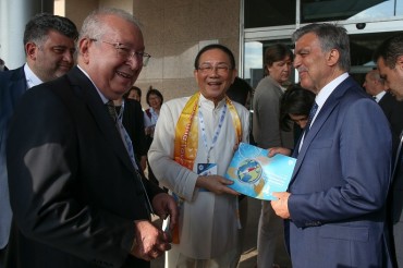 FOWPAL Promotes a Culture of Conscience at the 25th Eurasian Economic Summit