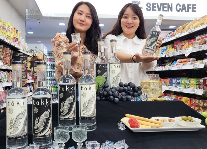 Convenience Stores Compete over Soju