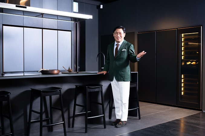The photo provided by Samsung Electronics Co. shows Lee Jae-seung, president and head of the digital appliances business, speaking during the Bespoke Home 2022 event. 