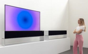 LG Showcases OLED TV Artwork by Famous Artist