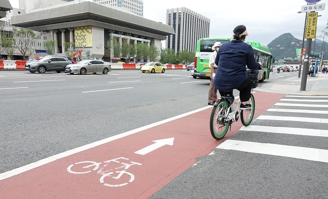 Soaring Oil Prices Lead to Spike in Demand for Bicycles