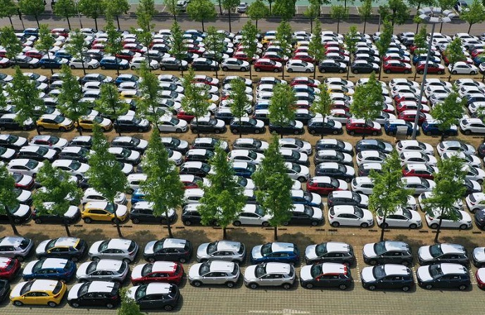 Auto Exports Hit 8-yr High in 1st Half on Popularity of Eco-friendly Cars