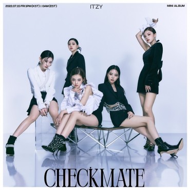 Girl Group ITZY Drops New EP ‘Checkmate’