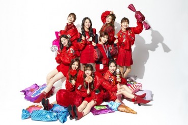All TWICE Members Renew Contract with JYP