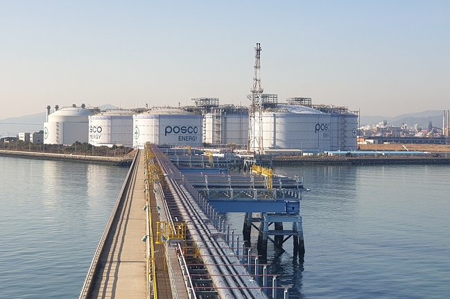 This undated photo, provided by POSCO International Corp. shows POSCO Energy Co.'s liquefied natural gas (LNG) terminal in Gwangyang, about 400 kilometers southwest of Seoul.