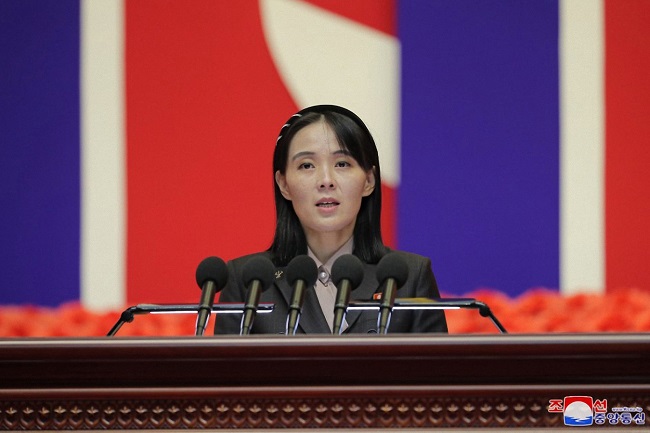 This photo, captured from the homepage of North Korea's official Korean Central News Agency on Aug. 11, 2022, shows Kim Yo-jong, North Korean leader Kim Jong-un's sister and vice department director of the ruling Workers' Party's Central Committee, making a speech to the effect that the coronavirus had been introduced into North Korea via South Korea during a national meeting on anti-epidemic measures held in Pyongyang the previous day. (Yonhap)