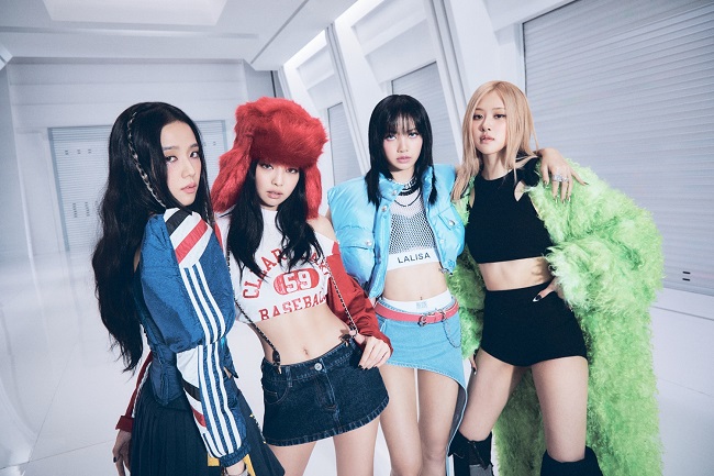 BLACKPINK Becomes 1st K-pop Girl Group to Top Britain’s Official Albums Chart