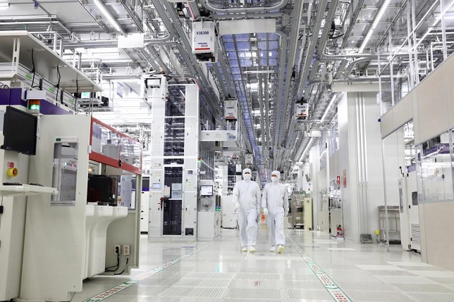 This photo, provided by Samsung Electronics Co., shows the tech giant's new production line (P3) in Pyeongtaek, 70 kilometers south of Seoul, the largest chip manufacturing facility ever built to date by Samsung, whose production of state-of-the art NAND flash began on Sept. 7, 2022.