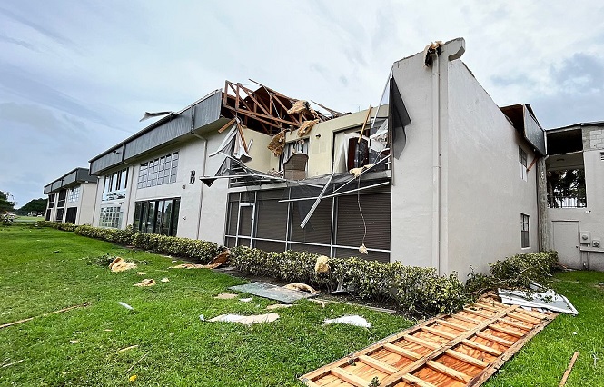 Damage in Kings Point from an EF2 tornado spawned by Hurricane Ian (image: Public Domain)