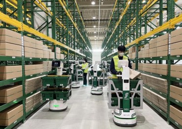 LG Accelerates Entry into Logistics Robot Market