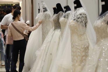 Marriage Rate Drops Despite Increasing Number of Matchmaking Agencies