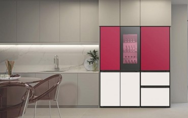LG Selects Viva Magenta as New Option for Color-changing Refrigerator