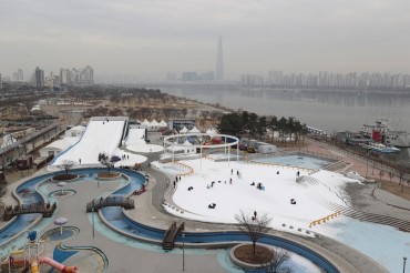 Han River Parks to Open Sledding Hills for First Time Since Pandemic
