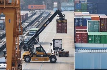 Striking Cargo Truckers Vote to End Weekslong Walkout