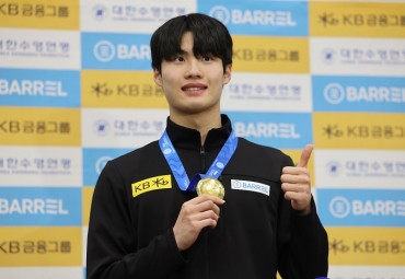 Hwang Sun-woo Named as ‘Asian Male Swimmer of the Year’ by U.S. Magazine
