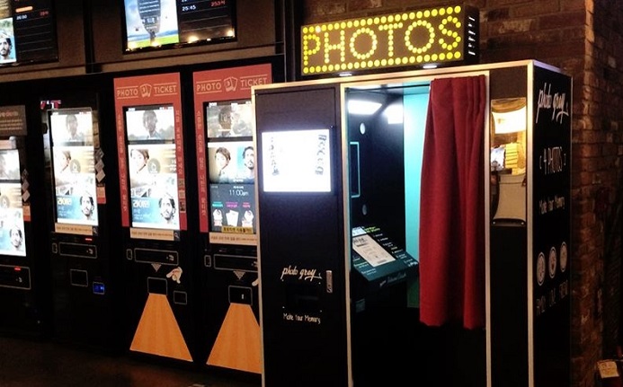 Unmanned Selfie Shops and Taphouses Gain Popularity