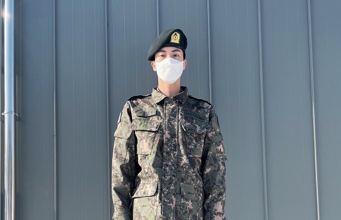 BTS’ Jin Completes Basic Training in Military