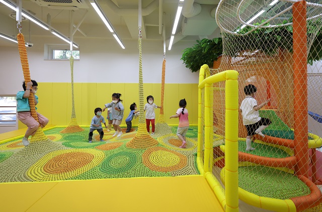 In this file photo, children play at a city-run kids cafe in Seoul's Jongro district on May, 26, 2022. (Yonhap)