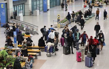 S. Korea’s COVID-19 Cases Fall; Curbs on Travelers from China in Place
