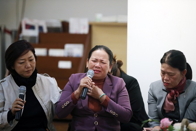 A survivor of the Phong Nhi massacre during the Vietnam War testifies about the incident in South Korea in 2019. (Yonhap)