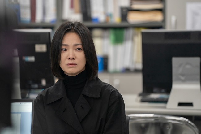 This image is a scene from Netflix's Korean original series, 'The Glory," provided by Netflix.