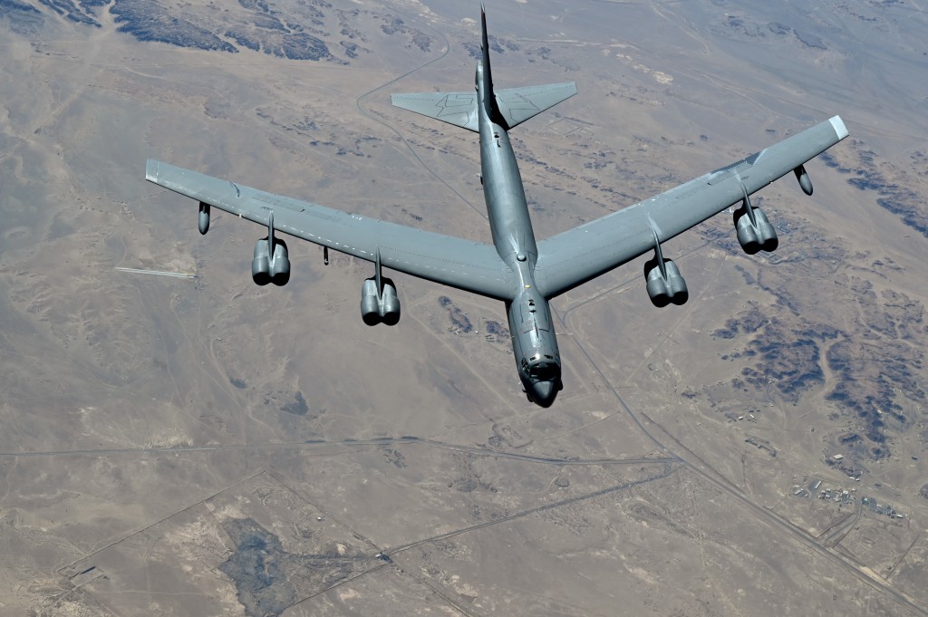 This file photo, provided by the U.S. Central Command on Nov. 11, 2022, shows a U.S. B-52H strategic bomber. (YONHAP)