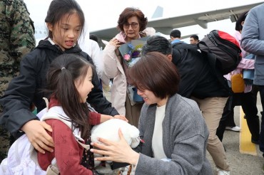 S. Korean Plane Carrying 28 Nationals from War-torn Sudan Returns Home
