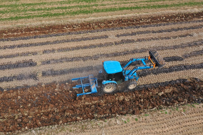 This file photo taken March 21, 2023, shows a tractor at a farm in Naju, 286 kilometers south of Seoul. (Yonhap)