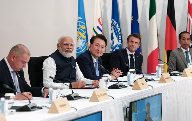 At G-7 Summit, Yoon Focuses on Japan, Global Community, Ukraine