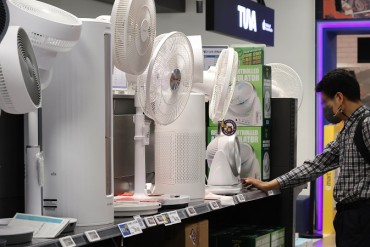 Electric Fans Regain Popularity amid High Inflation and Electricity Bill Hikes