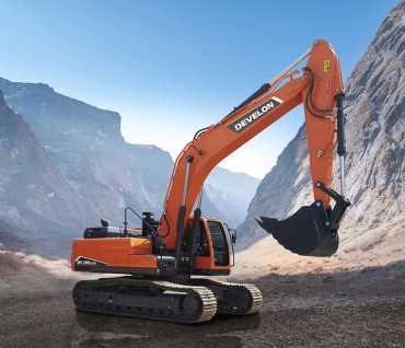 Mini Excavator to Be Aired on TV Home Shopping for the First Time in Korea