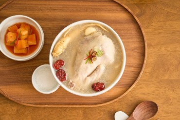 Sales of Packaged Samgyetang Surge amid High Cost of Dining Out