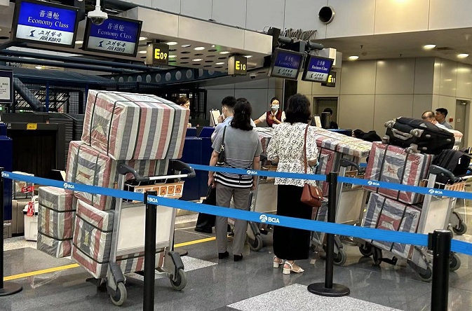 N. Korea Allows Citizens Abroad to Return After Reopening Border