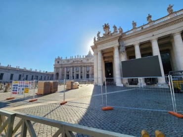 Samsung to Illuminate Vatican’s St. Peter’s Square with State-of-the-Art LED Billboards