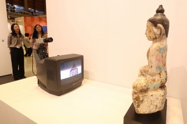 Frieze, Kiaf Bring Together Art Lovers, Collectors in Seoul