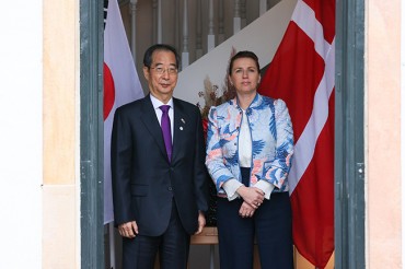 PM Makes Official Visit to Denmark to Promote Expo Bid
