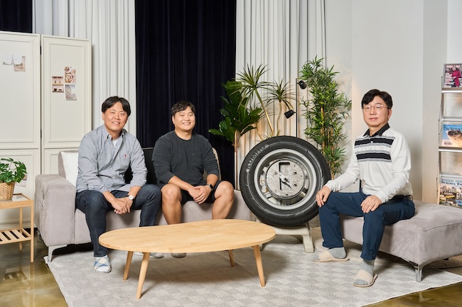 Hyundai and Kia have revealed a new drive system that integrates essential vehicle components within the wheel. (Image courtesy of Hyundai and Kia)