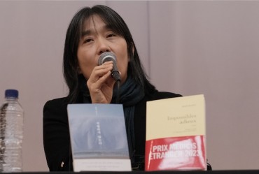 After Award-winning Book on Tragic History, Han Kang Loves to Go More Personal, Upbeat