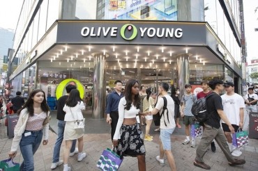 CJ Olive Young Opens Foreigner-focused Outlet in Seoul