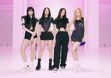 BLACKPINK Renews Contract for Group Activities with YG