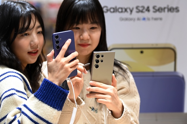 New Galaxy S24 Breaks Preorder Record in S. Korea