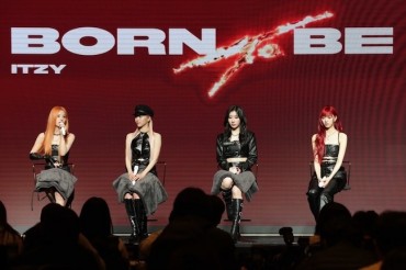 ITZY Promises ‘Fiery’ Stage Performances with New EP