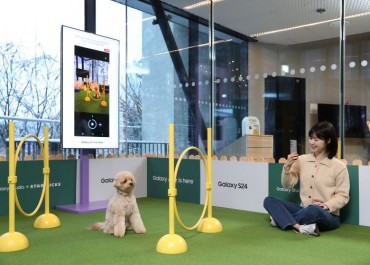 Samsung Launches ‘Galaxy Studio Pet’ Pop-Up with Starbucks for Pet-Friendly Experience with Galaxy S24 Series