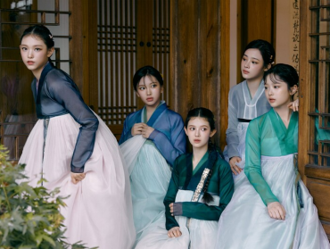 South Korean Professor Launches Global Hanbok Challenge to Celebrate Tradition and Counter Misinformation