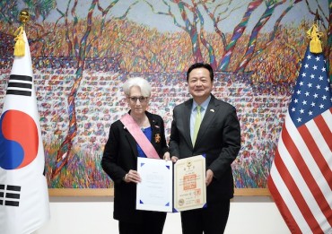 Ex-Deputy Secretary of State Sherman Receives S. Korean State Medal for Role in Bilateral Ties