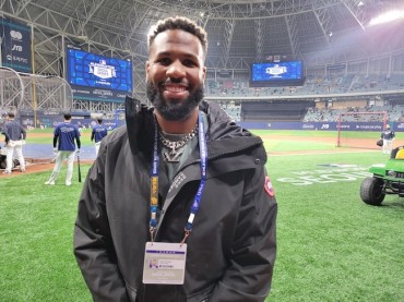 Ex-KBO Player Scruggs Savors ‘Amazing Homecoming’ in S. Korea as MLB Analyst