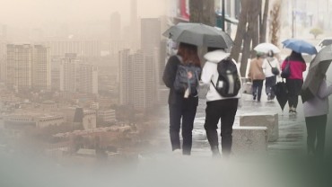 Yellow Dust Storm Blankets S. Korea; Fine Dust Advisory Issued